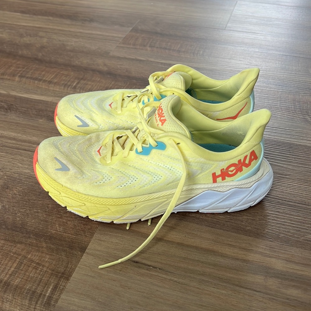 Hoka arahi size 7